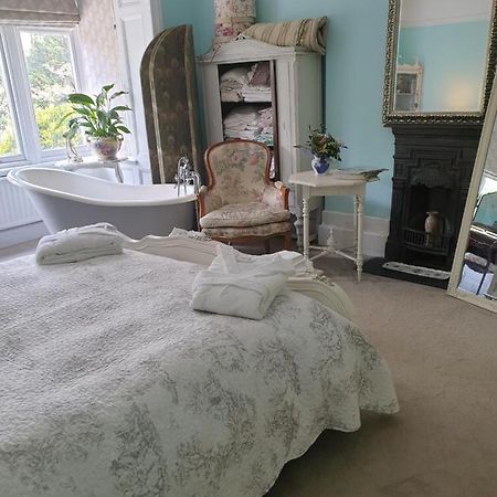 Judy'S B&B Private Home Cardiff Eksteriør billede