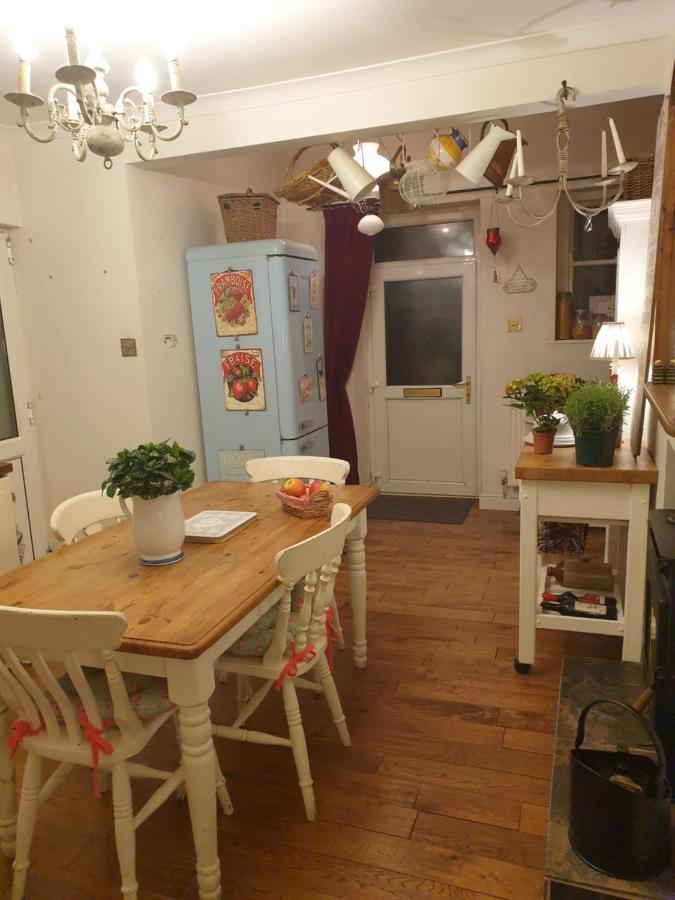 Judy'S B&B Private Home Cardiff Eksteriør billede