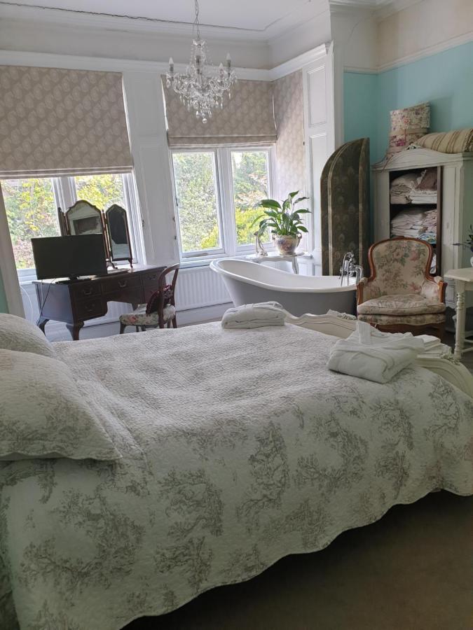 Judy'S B&B Private Home Cardiff Eksteriør billede