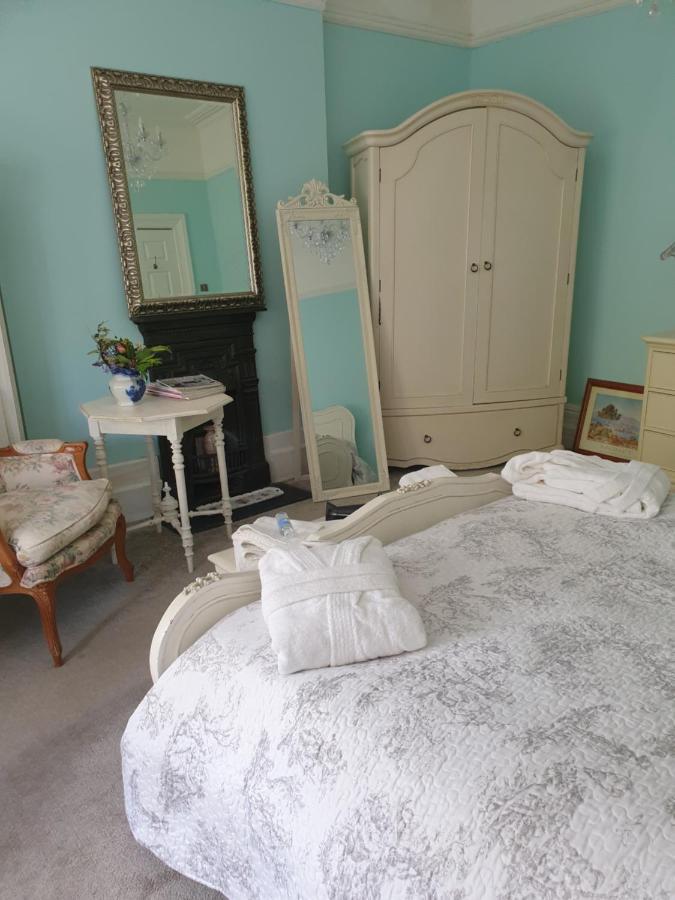 Judy'S B&B Private Home Cardiff Eksteriør billede